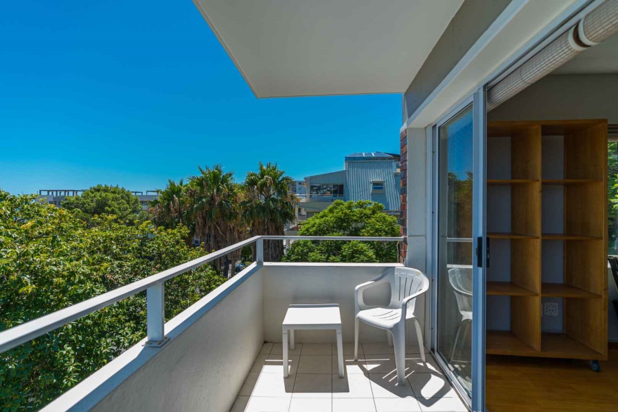 2 Bedroom Property for Sale in Sea Point Western Cape
